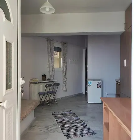 μοντέρνο Studio στην πόλη *